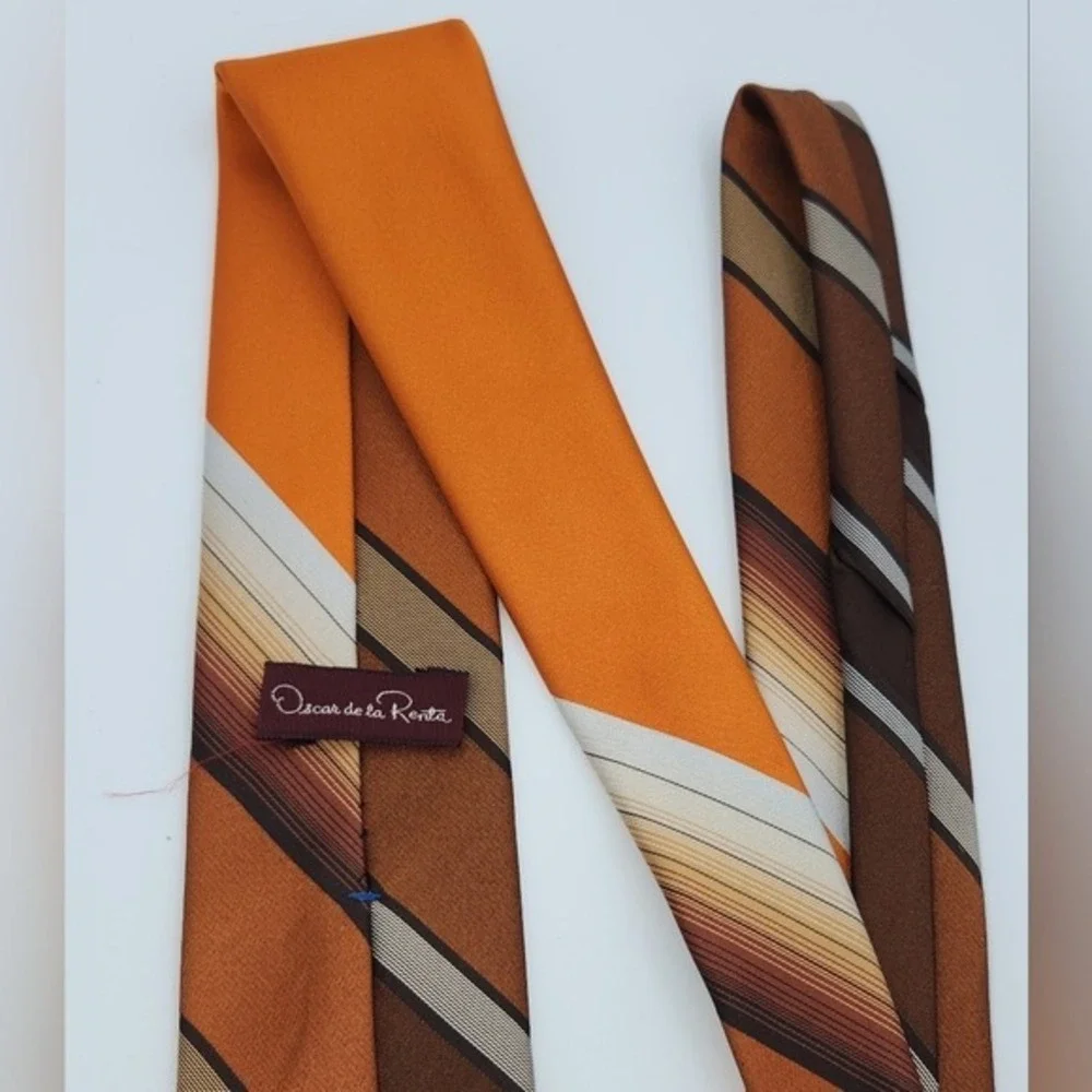 Oscar de la Renta Necktie Brown Orange Stripe‎ Vintage Retro Mens Accessory